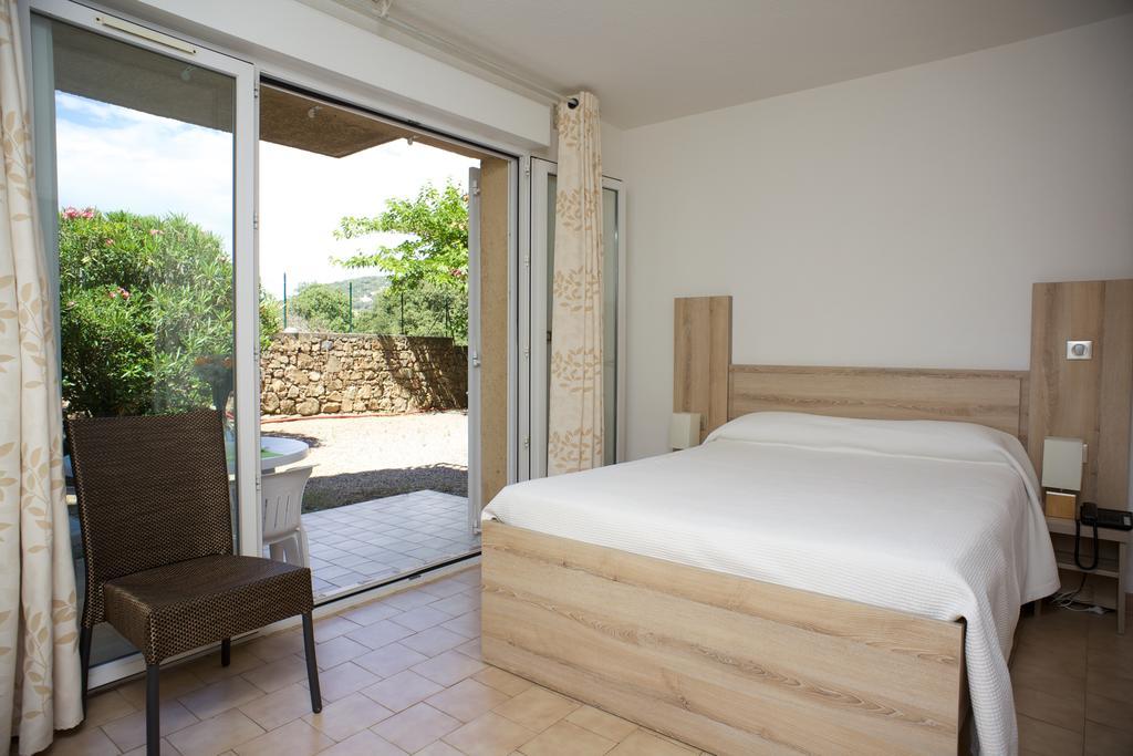 Aparthotel Le Vieux Moulin L'Ile-Rousse (Corsica)